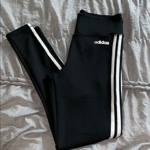 Adidas leggings size medium